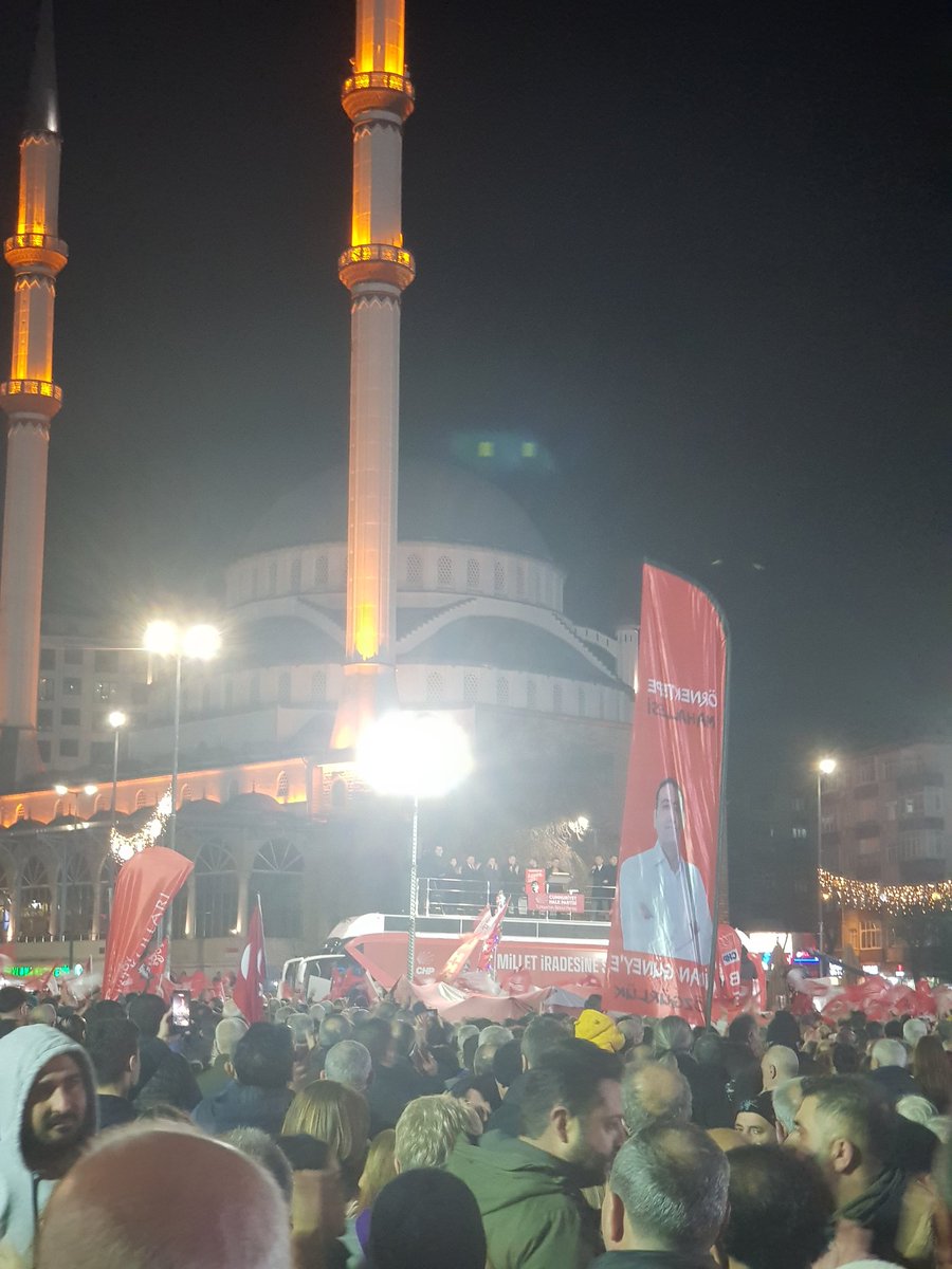 Bağcılar çok güzeldin bu akşam🌻🌻🌻🌻