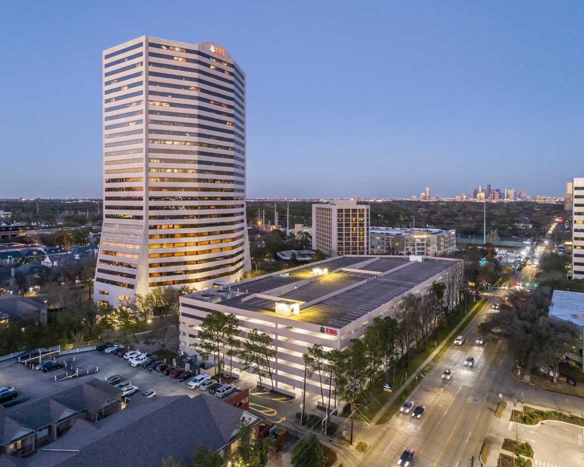 Envision Realty Services is in Houston today performing 
#LEED EB v4.1 Indoor Air Testing at Five Post Oak Parkway for CP Group at 4400 Post Oak Parkway in Houston, TX. This 28 story Class A office building consists of 567,000 sf. Ersgreen.com <a href="/USGBC/">USGBC</a>