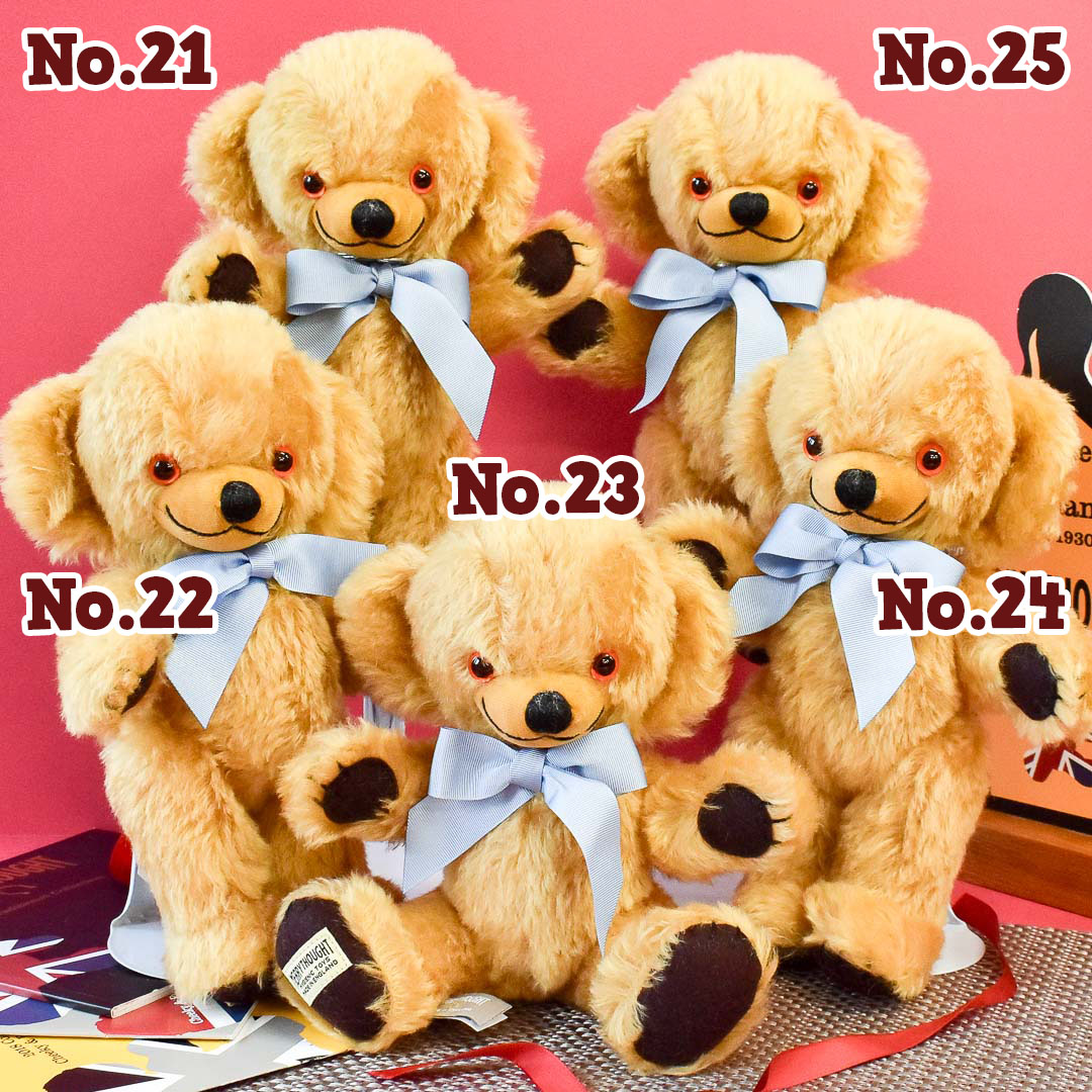 #MERRYTHOUGHT
「チーキー ヘリテッジ」再入荷分をオンラインストアでも販売開始
dearbear-meguro.square.site/product/-/H6N7…

メリーソートのアイコン的存在であるチーキーベアの、1950年代デザインを再現しています

店頭・オンラインストアで販売中です

#DearBear目黒店