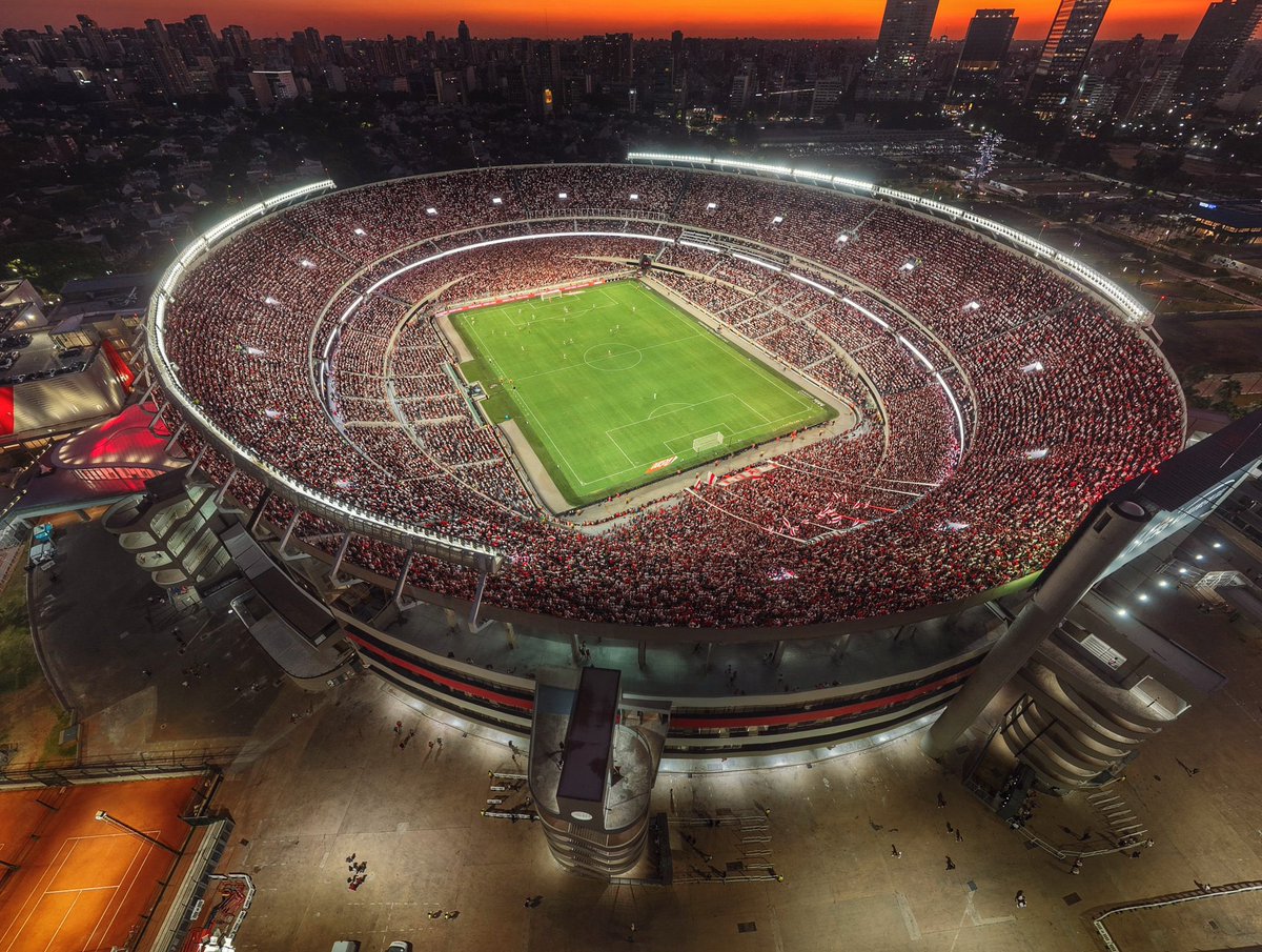 acristofalo's tweet image. Inigualable