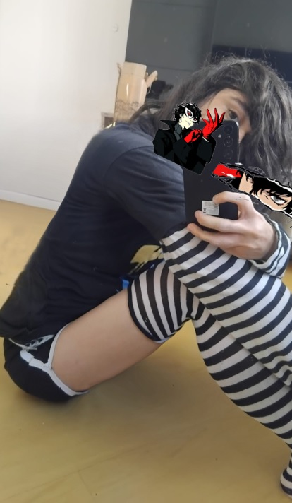 vikko_femboy's tweet photo. finalmente resolvi postar umas fotos idiotas aqui. é isso, abraços :3

#femboy #emo https://t.co/RP8LPVpbhR