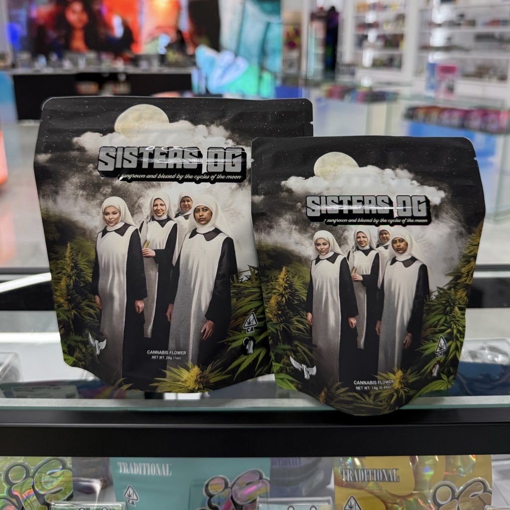 Traditional tweet media