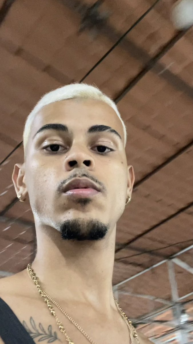 não quero mais sair do loiro 🤤