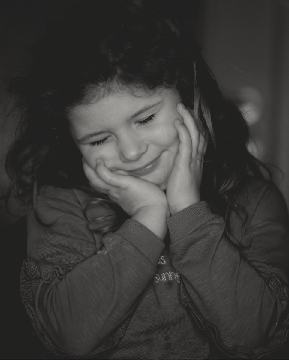 StefanLoper's tweet photo. #Hallesaale #photography #nikon #Z5 #familienshooting #babygirl #portraitshooting #portraitfotografie #fotoshooting #homestory #sweet #Baby #kinderfotografie #photooftheday #MODEL #photoshoot #childmodel #kind #mädchen #girl #kids #kidsmodel #wildchildmoment #families #bw #mono https://t.co/CqzB1XD2pU