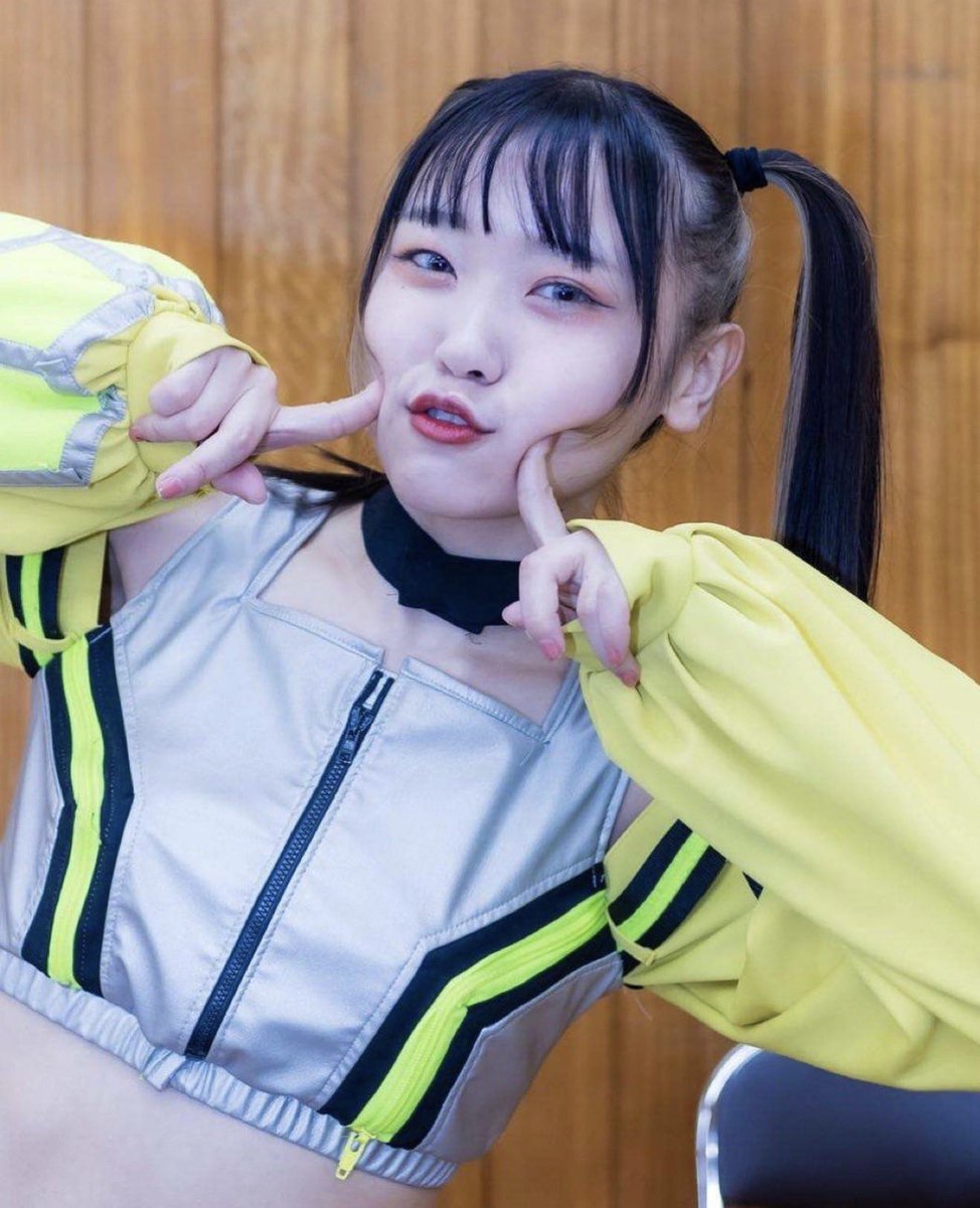 MURDERHORNETAI's tweet photo. FSWA CUTEST WRESTLER!!! STING STING TIL YOU DIE DIE!!! https://t.co/UifY56pcMC