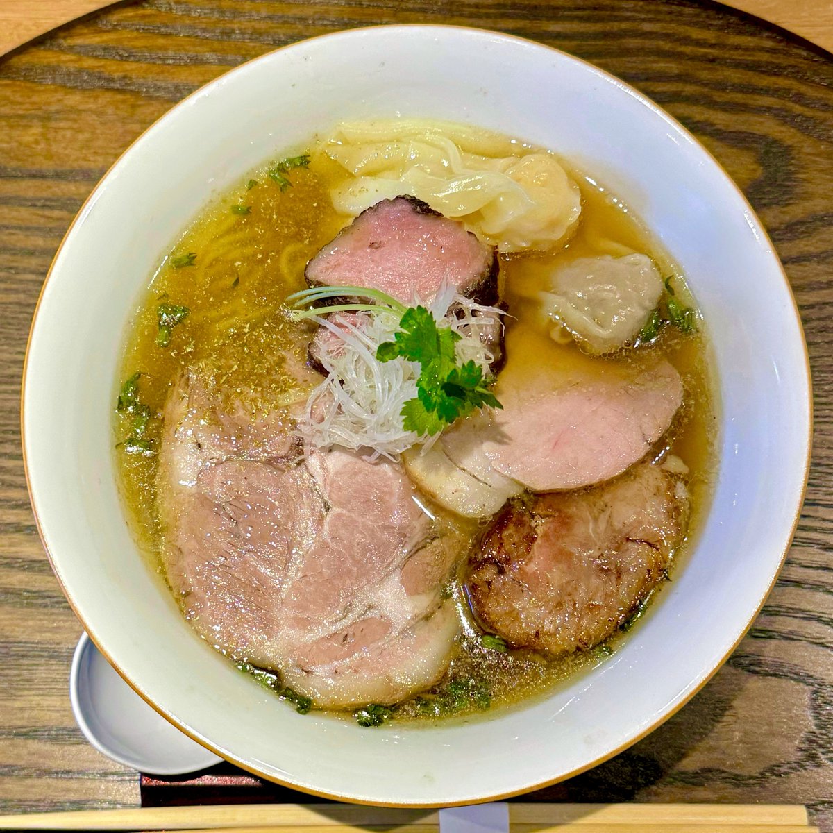 らーめんまん様 宮崎ラーメンマン】あっさりトンコツと激辛タカナセットのレビュー