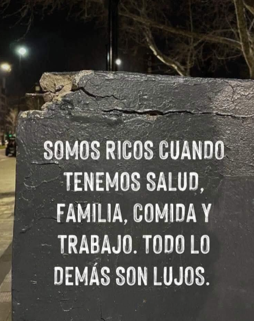 hombres's tweet photo. https://t.co/bEeQF8aVgA