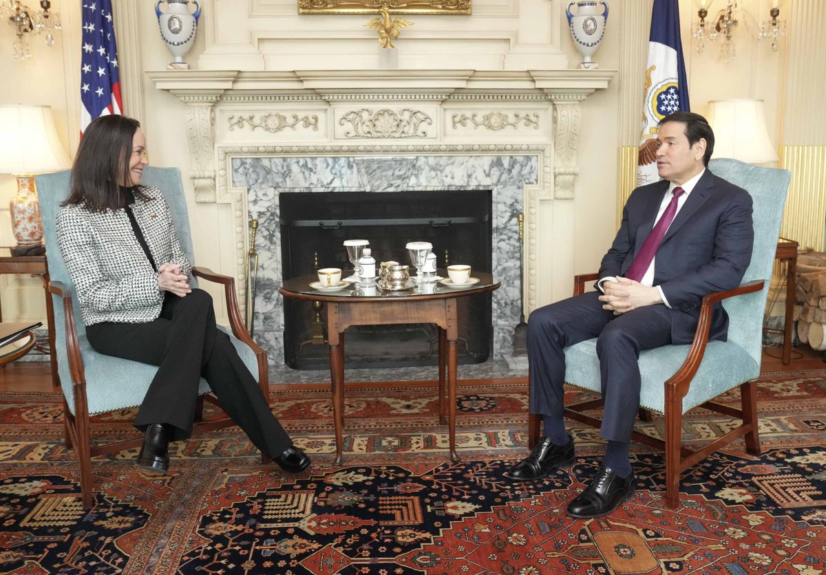 Reconocida, respetada y dándole el lugar que se ha ganado a pulso por más de 20 años y a llorar a la llorería 🤧🤫😮‍💨