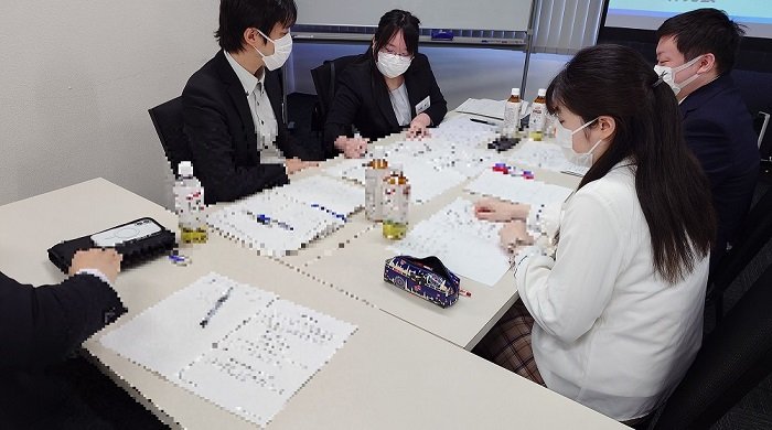 orangearch_rec's tweet photo. 【技術と人の力で、信頼と共感に基づく未来を創る企業へ】
『人的資本 = 育成・成長 最優先！』の行動指針のもと 
研修2回目 積極的参加がありました
細分化したステップ、多角的な検討を通し
ベストな解決策へのヒントを得ました
 #オレンジアーチ #いっしょに働こう #スペシャリスト集団 #エンジニア https://t.co/On35HVm0Sg