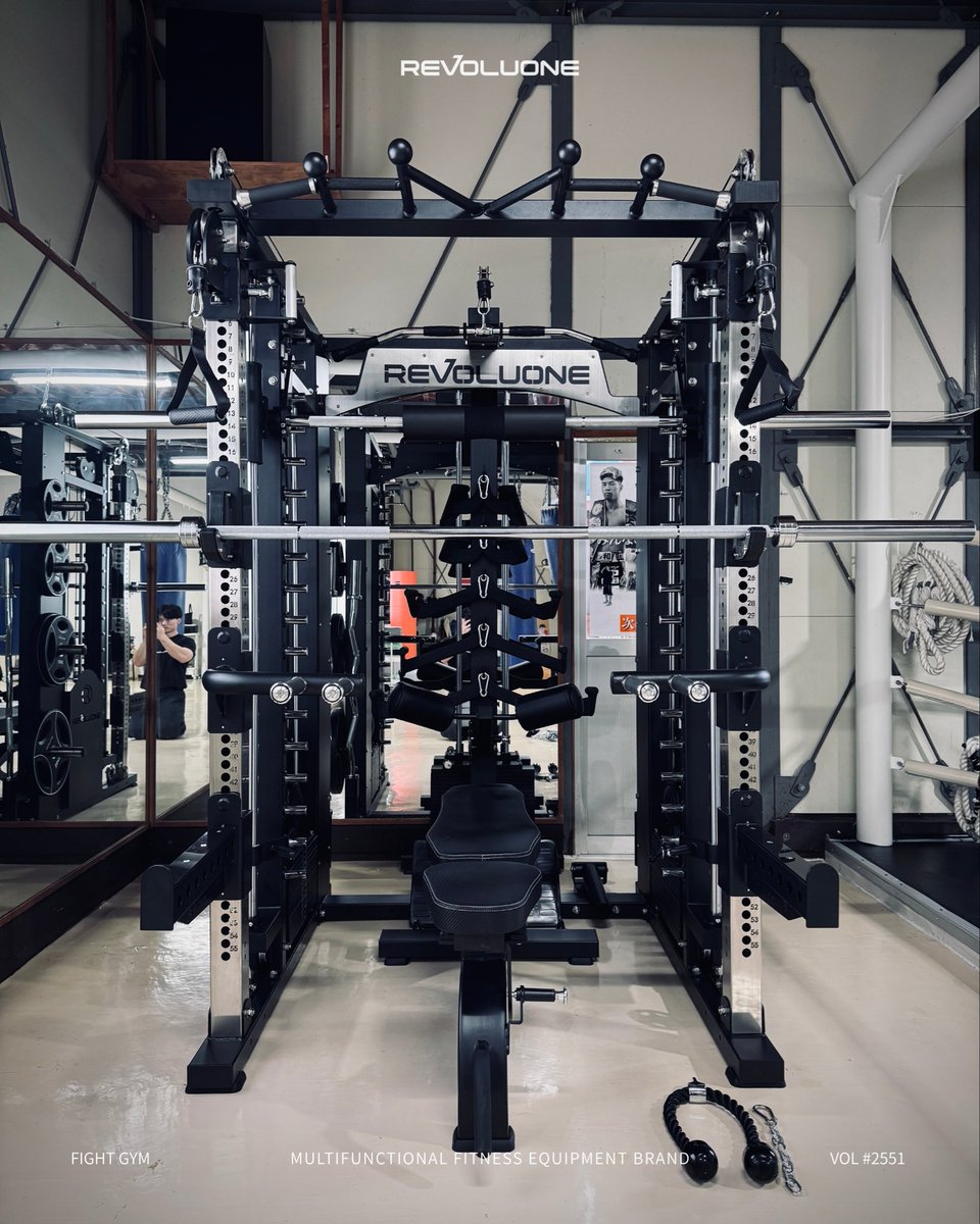 【神奈川引き取り限定】　REVOLUONE レボルワン　多機能トレーニングマシン 神奈川引き取り限定】 REVOLUONE レボルワン 多機能トレーニングマシン