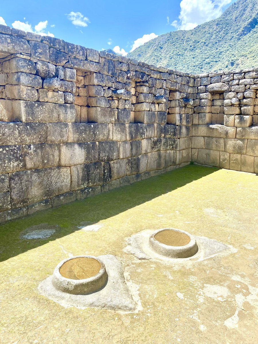 Clovis points are a masterfully engineered technology dating back to 13,400 years ago. What do they have to do with megalithic sites all over the world? I’m going to answer this question and many more in my new video coming out later this week!