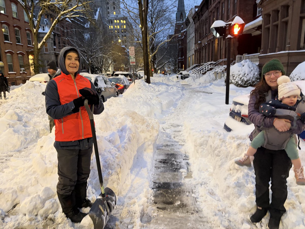 andrewneidhardt's tweet image. Here in Albany we have a shovel brigade. After every storm we do this all around our neighborhood.