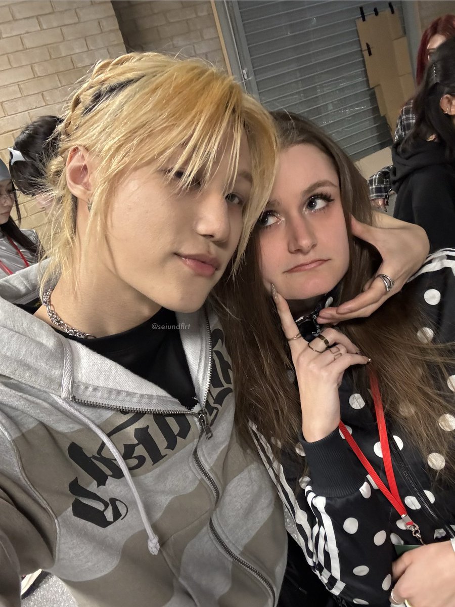 seiundflrt's tweet photo. girl whatever……… 

#P1HarmonyinParis #MOST_WANTED #P1Harmony #피원하모 #JONGSEOB https://t.co/jUAR8K2mq1