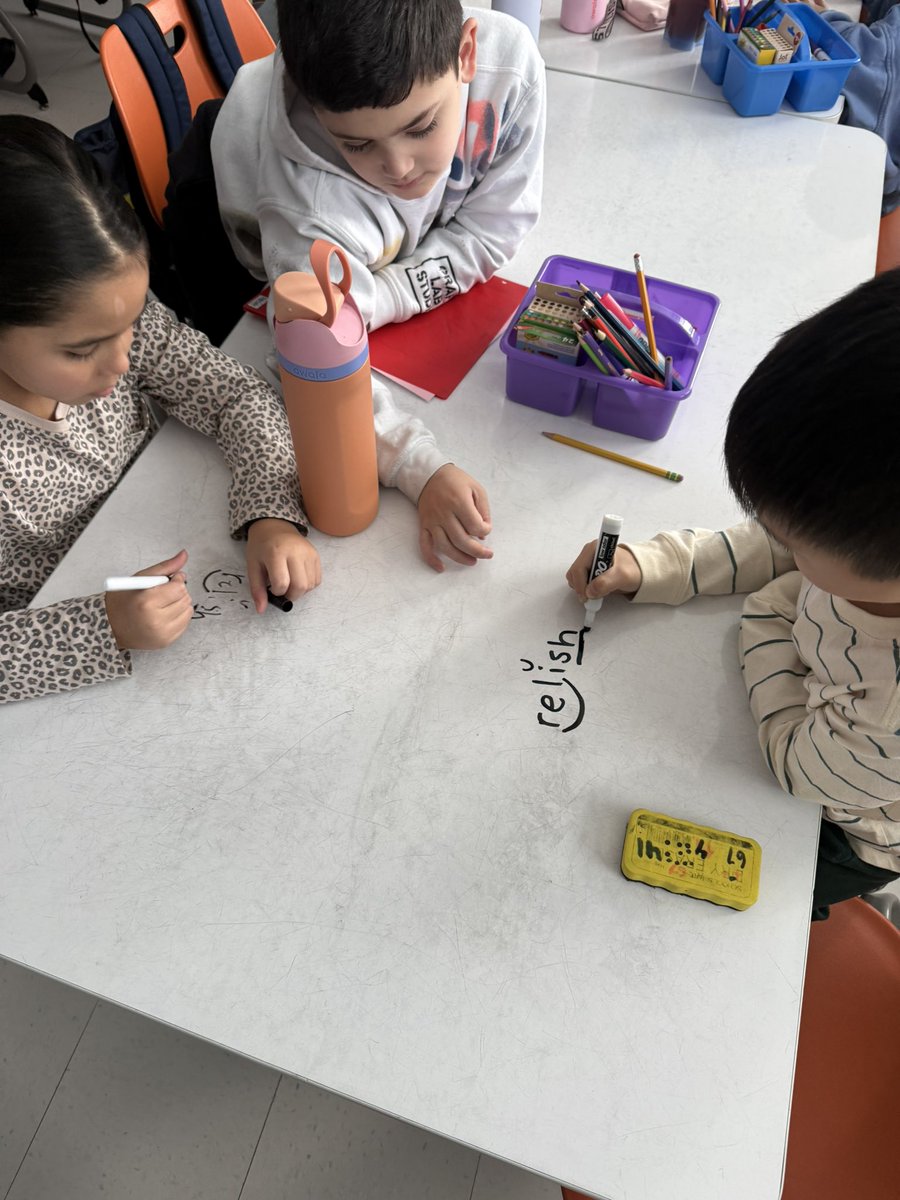 Ms. Leeds tweet media