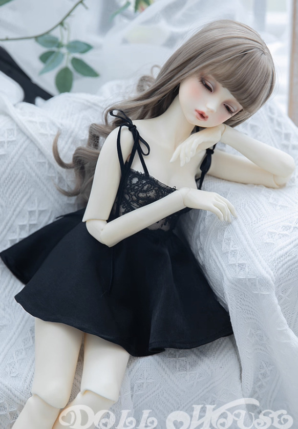 入荷情報】 DOLK SELECTより、60cmドール用ドレス『肩リボンレースミニ