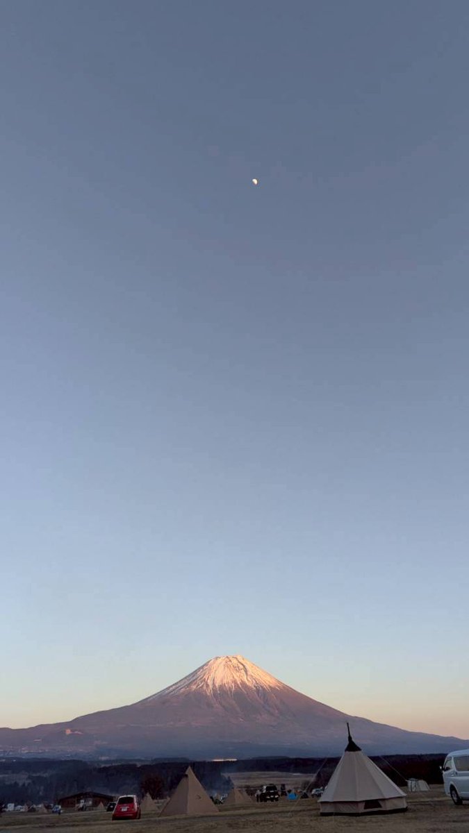 ムーラン△平日おじいちゃん釣りキャンパー🎣 tweet media