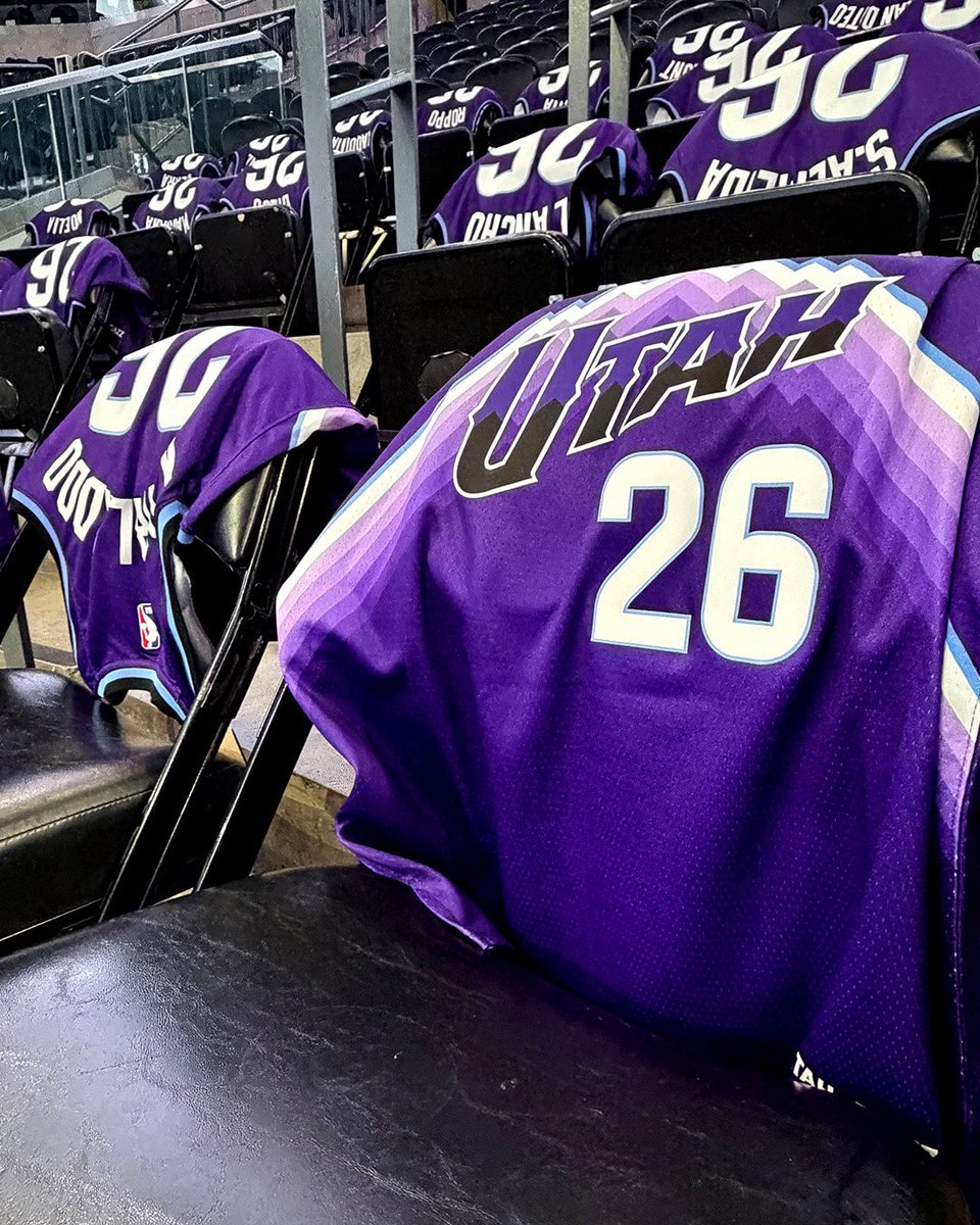 utahjazz's tweet photo. some special gifts for our friends @UtahJazzEspanol before the game tonight 🤩💜

#TakeNote https://t.co/NePFMhVnfp