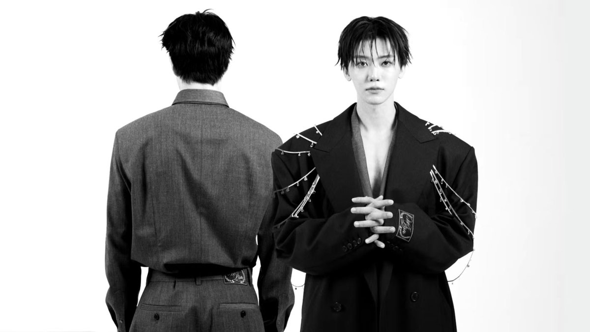 dive_into_nct's tweet photo. #NCTJNJMxESQUIREKOREA https://t.co/pTgym2Mvrd