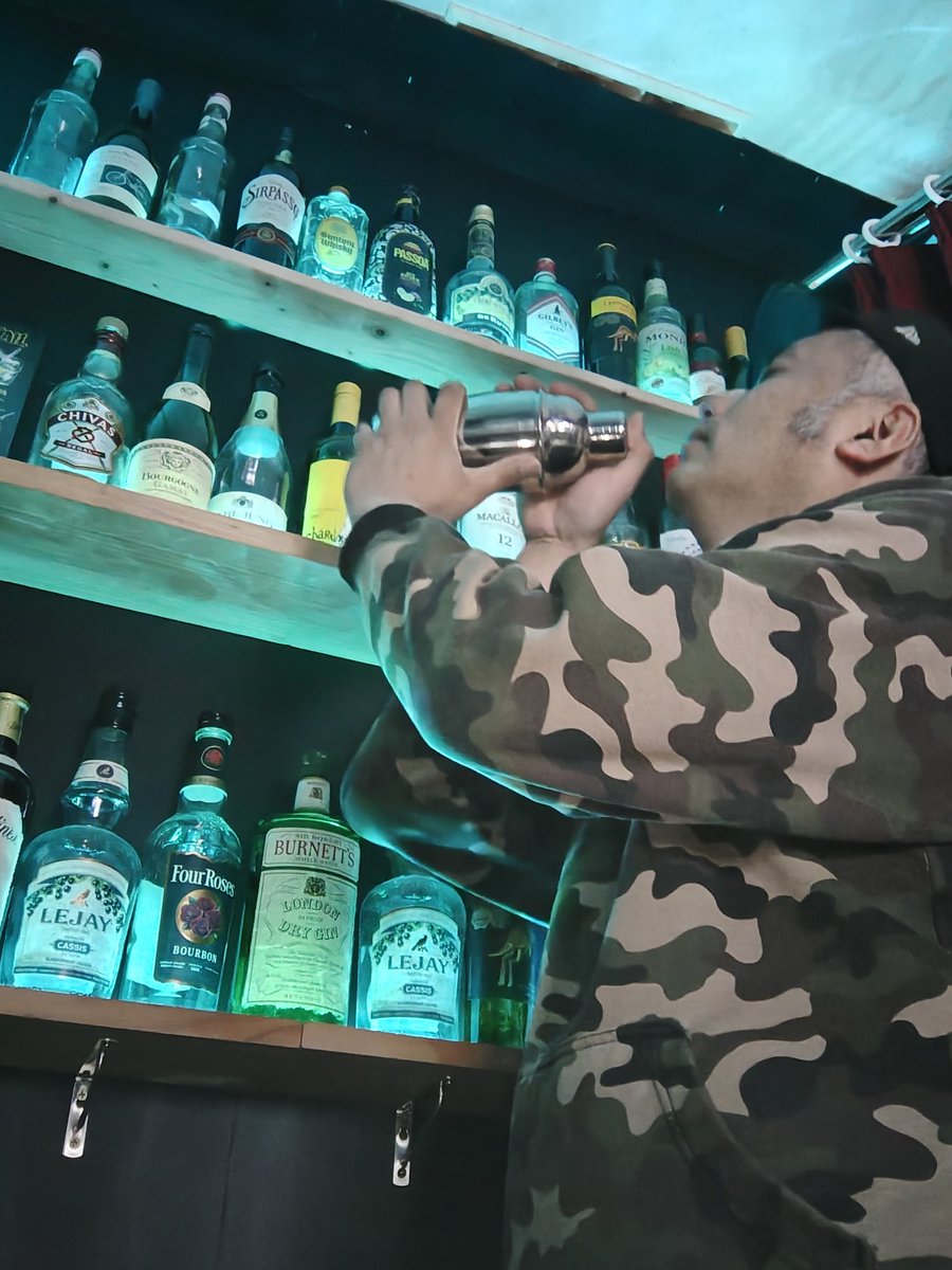 やっぱみんな月曜は休みじゃないよなぁぁぁ⋯
平日のアニマニヤ行ってみたかったのう。諦めてエンドフィールドでもやるか。