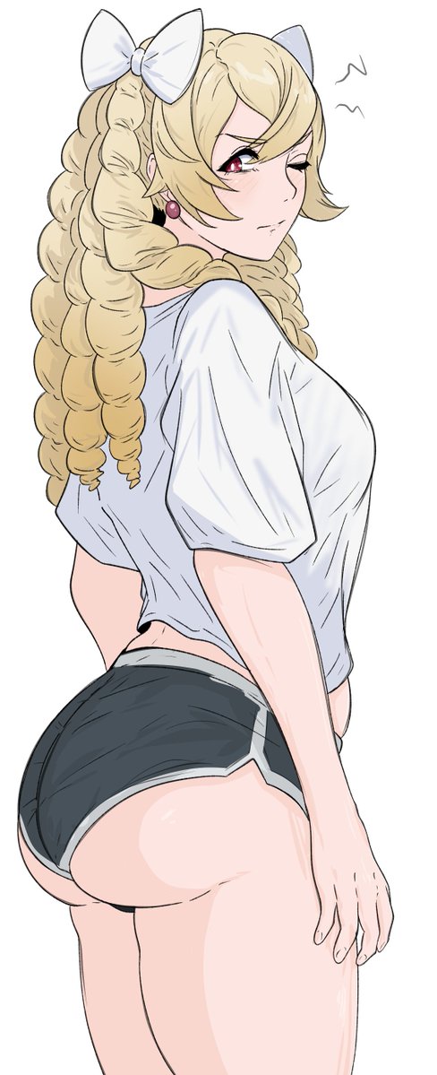 GlueEater3000's tweet image. so basically um...what I've been thinking of is...bottom-heavy Maribelle