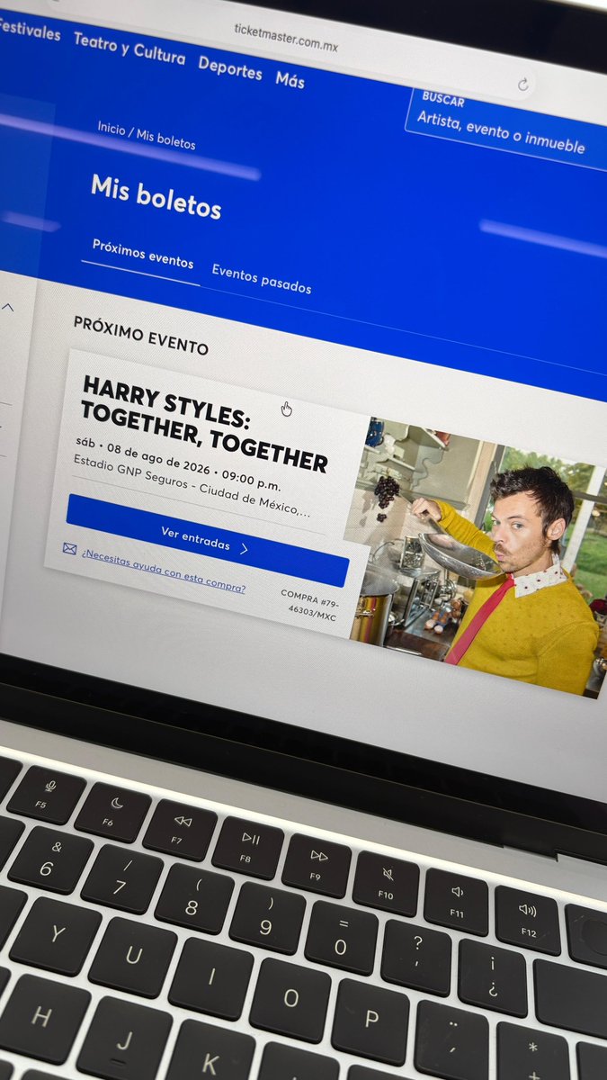 karencast28's tweet photo. @raulhde te amo amor gracias ❤️‍🩹🥹
VOY A VER A HARRY😭 https://t.co/AUekZiPmxw