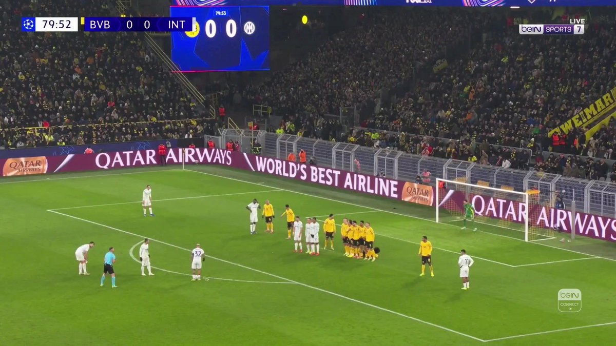ديماركو يسجل هدف التقدم لصالح إنتر ميلان في شباك بروسيا دورتموند.. ركلة حرة متقنة #دوري_أبطال_أوروبا 