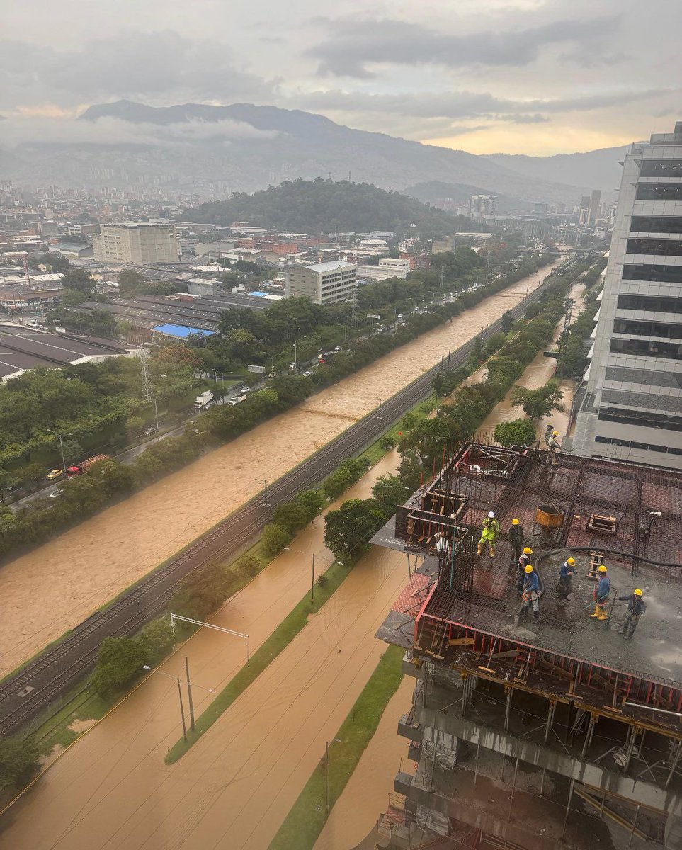 _ElMune's tweet image. La ciudad de la eterna primavera hoy.

Menos mal estamos llenos de Nmax