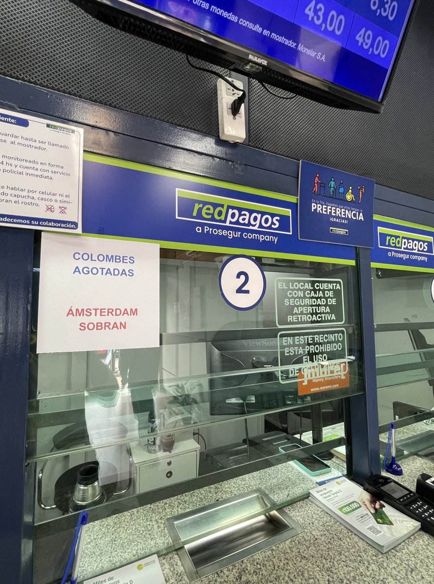 Hay cosas que no cambian 
2015 / 2026