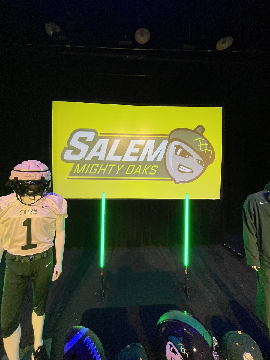 TylerDelpercio's tweet photo. A look into the logo and new Mighty Oaks uniform ⬇️

#MightyOaks https://t.co/IcYuENFJRe