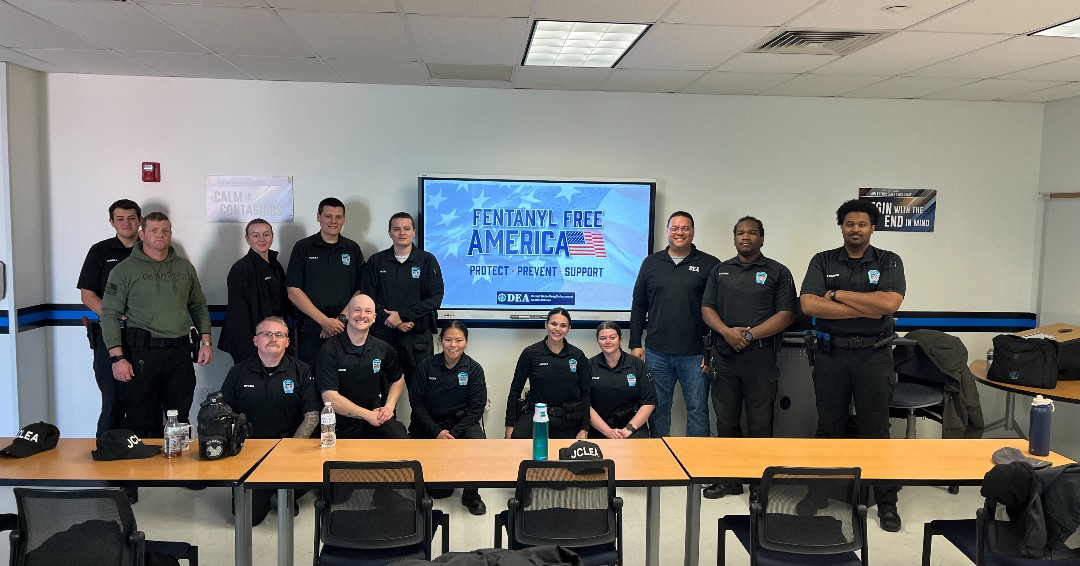 DEAStLouis tweet media