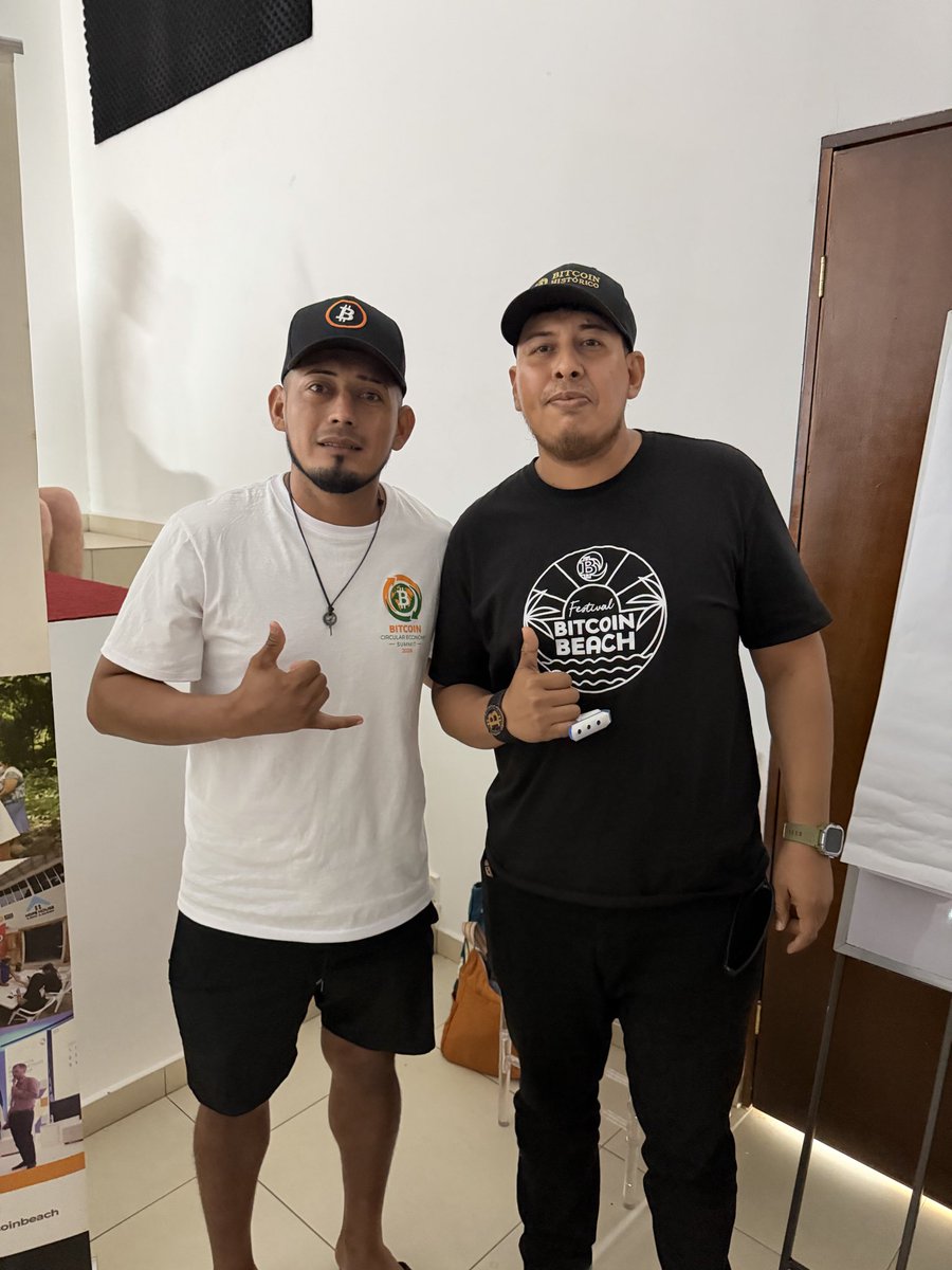 zack dorsey⚡️radio reality 📻🏜️ tweet media