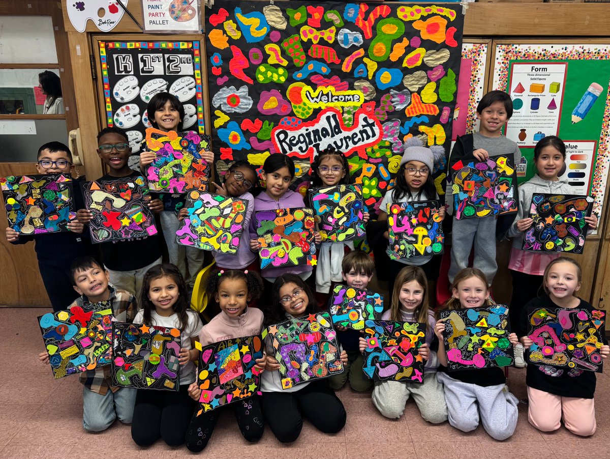BayShoreSchools's tweet photo. Second grade students at Brook Avenue School learned about abstract art during a virtual visit from artist Reginald Laurent as part of their celebration of Black History Month. This virtual visit was made possible by the Bay Shore Schools Arts Education Fund. #ItsAShoreThing https://t.co/sJhdTo7CCg