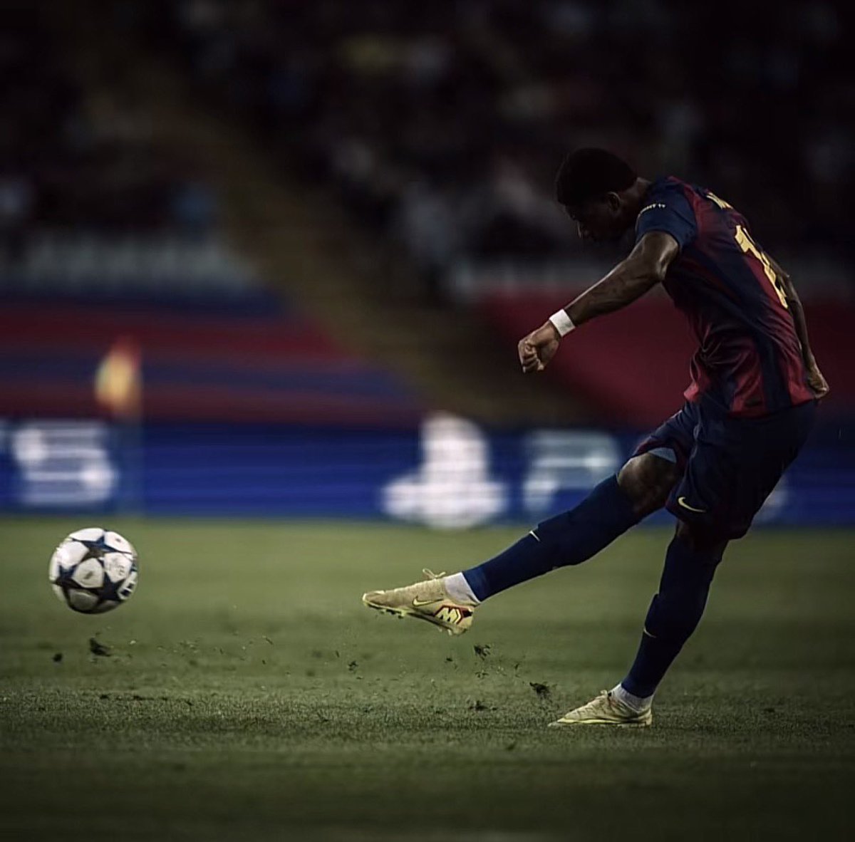frdrjpi's tweet photo. marcus rashford MBE in the UCL this season: 

- 8 goal contributions in 8 appearances 
- averaging a G/A every 58 minutes 
- 2nd in total goal contributions 🥈

already his best european campaign with the possibility of playing another 7 more games https://t.co/fmOx0YSwBE
