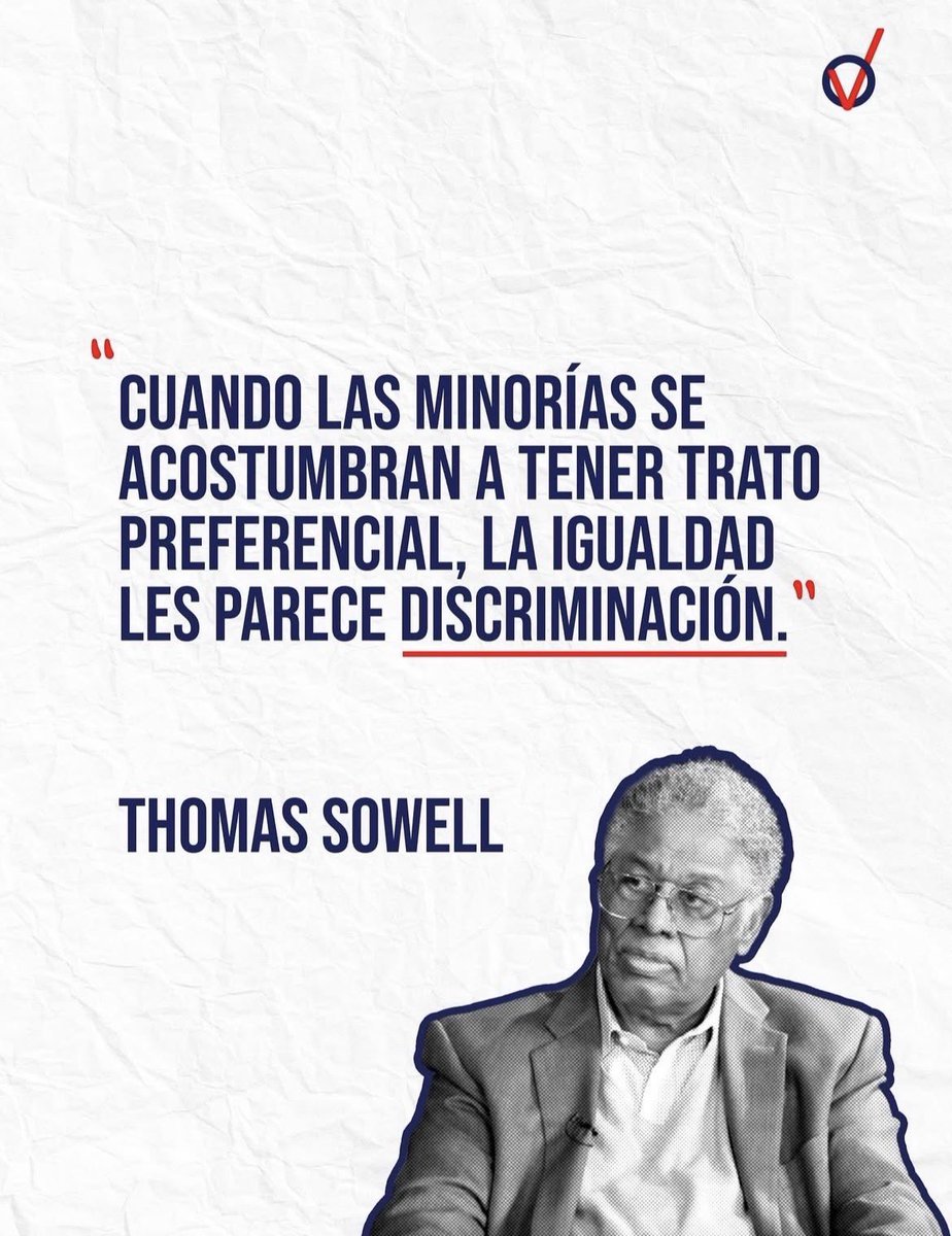 charovargas_'s tweet image. 