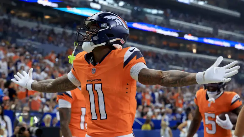 Broncos Lead tweet media