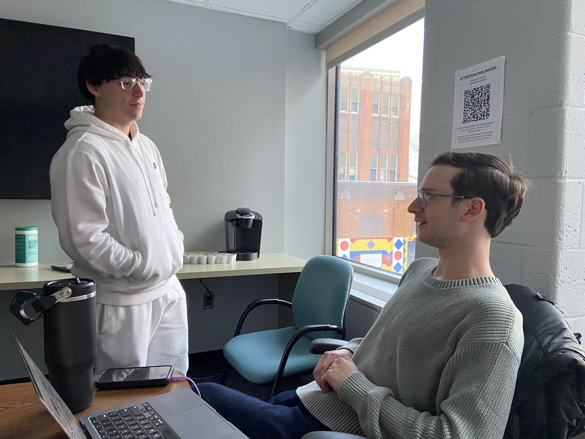 jdicarlo's tweet image. Thank you to @SixersAdam for coming back to speak to our sports staff at @TheTempleNews!