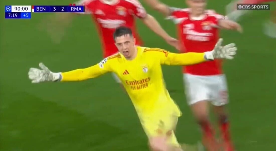 BENFICA GK ANATOLIY TRUBIN SCORES IN THE LAST MINUTE TO SAVE THEM FROM CHAMPIONS LEAGUE ELIMINATION 🤯

FOOTBALL IS THE BEST THING IN THE WORLD ✨