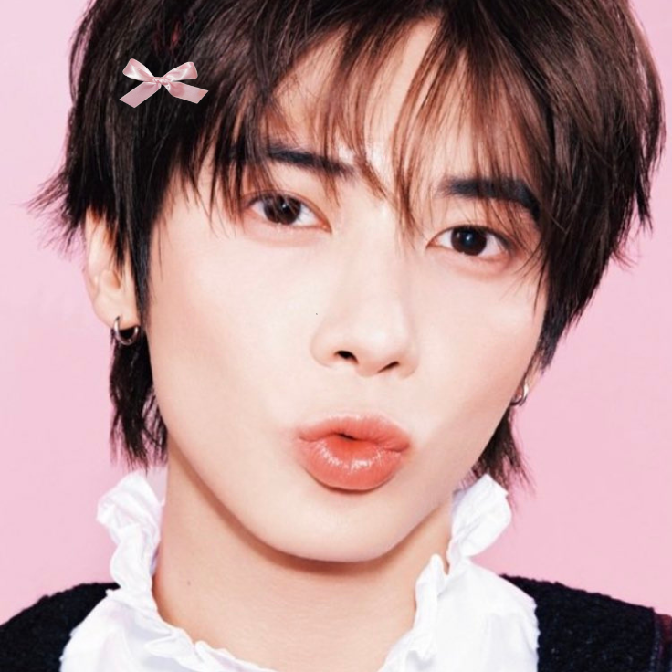 tyuninbows's tweet photo. he so princess omg ⋆.˚⟡ ࣪ ˖ https://t.co/lPZKcP6hRK
