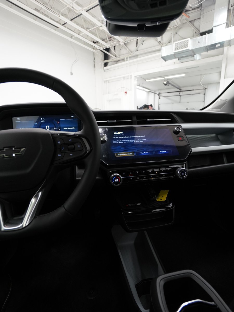 KarlAutoGroup's tweet image. It’s official—the 2027 Bolt EV has arrived ⚡ Come check it out before they’re gone!