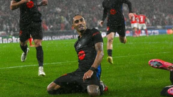 Ça vannait notre parcours en C1 la saison passée  #bailaahora