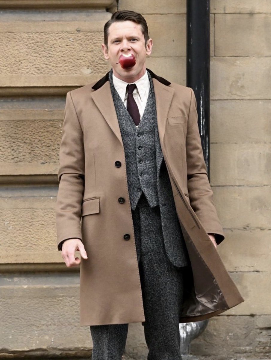 This is the same person btw 🍎