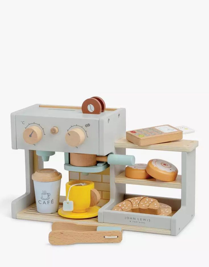 CinnnamonPup's tweet image. Playing pretend with your carer 

Little setting up a shop or restaurant for their carer to buy from and charging them a million dollars for everything
x
Carer who lets their kiddo do what they want 
" are you sure thats the price puppy? "