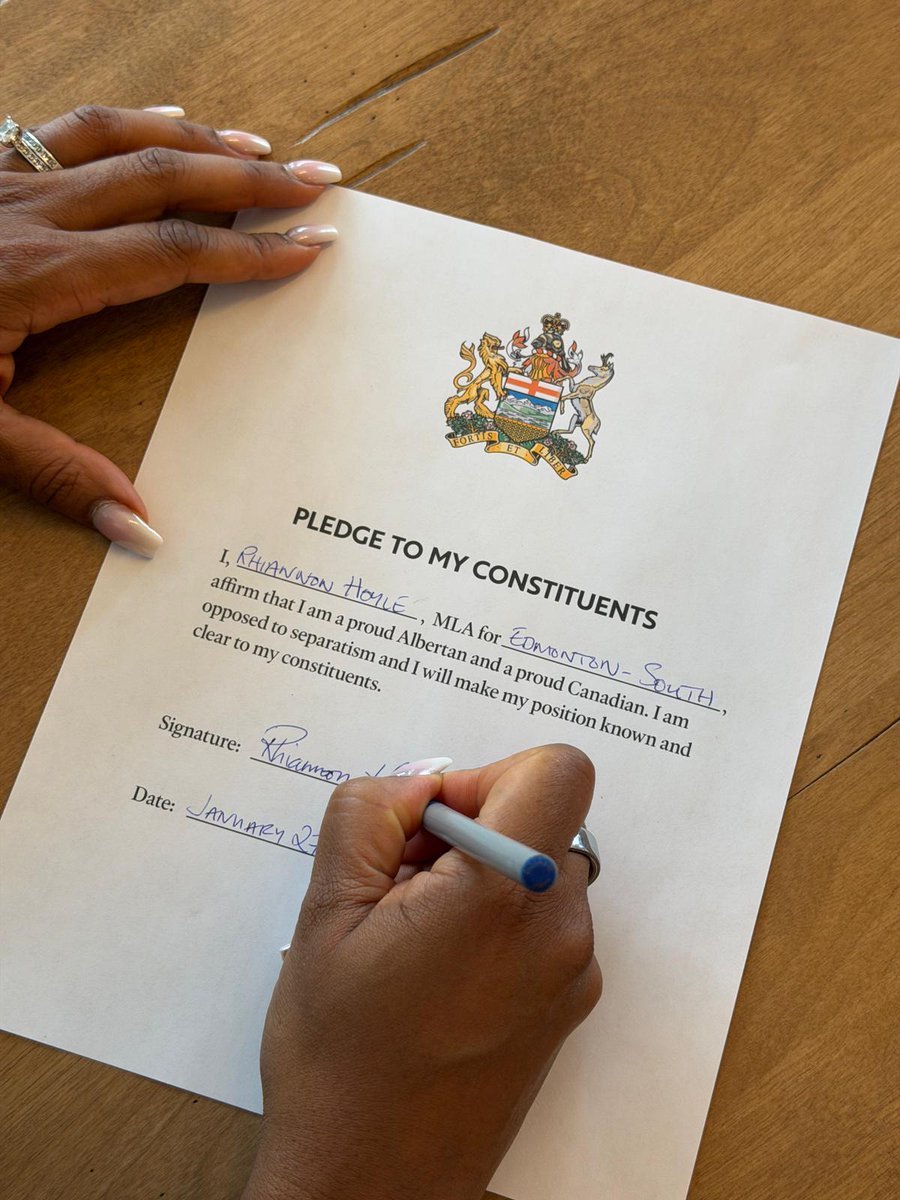 Rhiannon Hoyle tweet media