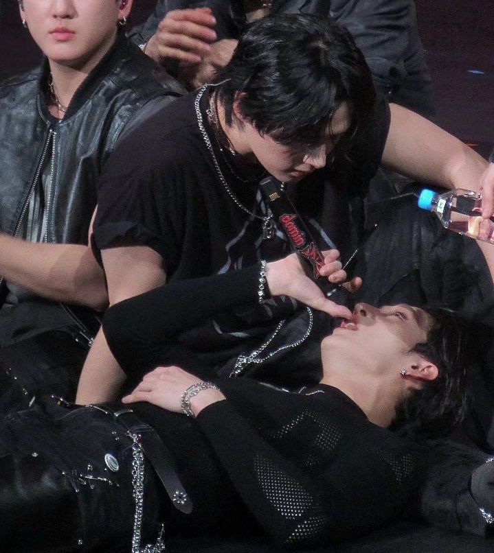 minchanthingz's tweet image. 