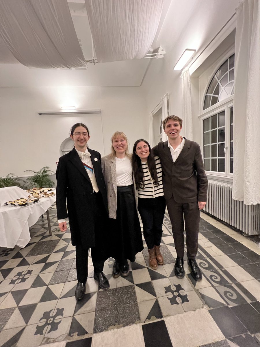 Marianne Ejdersten tweet media