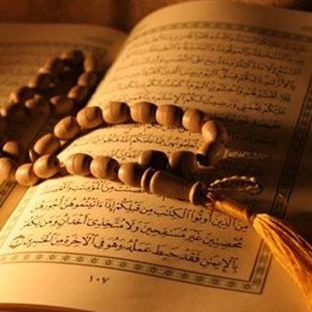 HAYATINDA 6 ŞEYİ ASLA BIRAKMA! 
"Doğru sözlü olmayı.."
(Ahzab Suresi, 35)`

"Dua etmeyi.."
(Mü’min Suresi, 60)`

"Tevekkül etmeyi.."
(Ahzab Suresi, 3)`

"Allah’ı zikretmeyi.."
(Ra’d Suresi, 28)`

_"Allah’tan af dilemeyi.."
(Enfal Suresi, 33)`

"Sabretmeyi.."
(İbrahim Suresi, 7)