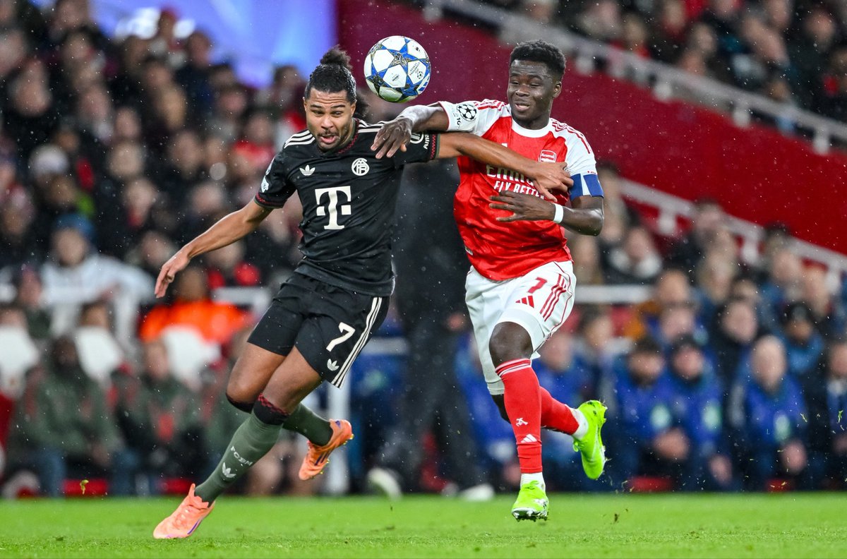 Bayern Munich チャンピオンズリーグ ピステ セット KitStat - 3️⃣ Bayern Munich have worn 3 different pairs of socks