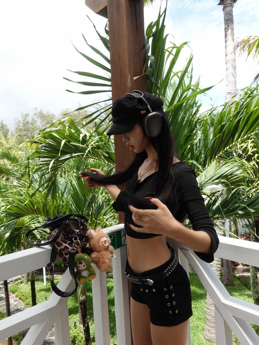 YOUHA pics (@dailyouha) on Twitter photo 