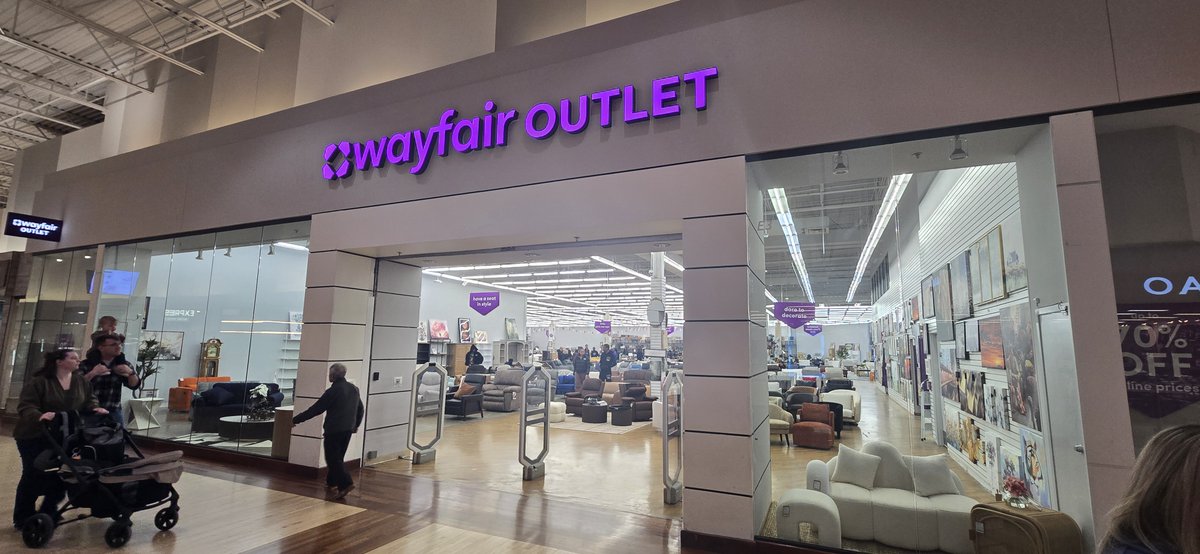 The Business Monthly tweet media