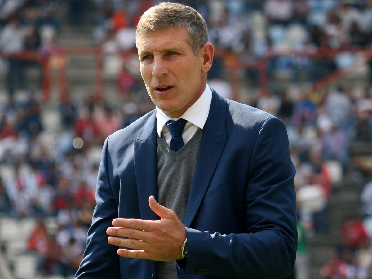 #Instituto | NO LLEGA 💥

❌ Martin Palermo RECHAZO la propuesta de la gloria. 

👉 La dirigencia continuará buscando al reemplazante del 'Gato'. No hay margen de error, manifestaron. 

ℹ️ <a href="/FacuFrigola/">FacuFrigola</a>